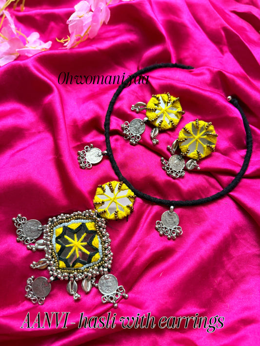AANVI - Hasli style necklace and earrings set ✨