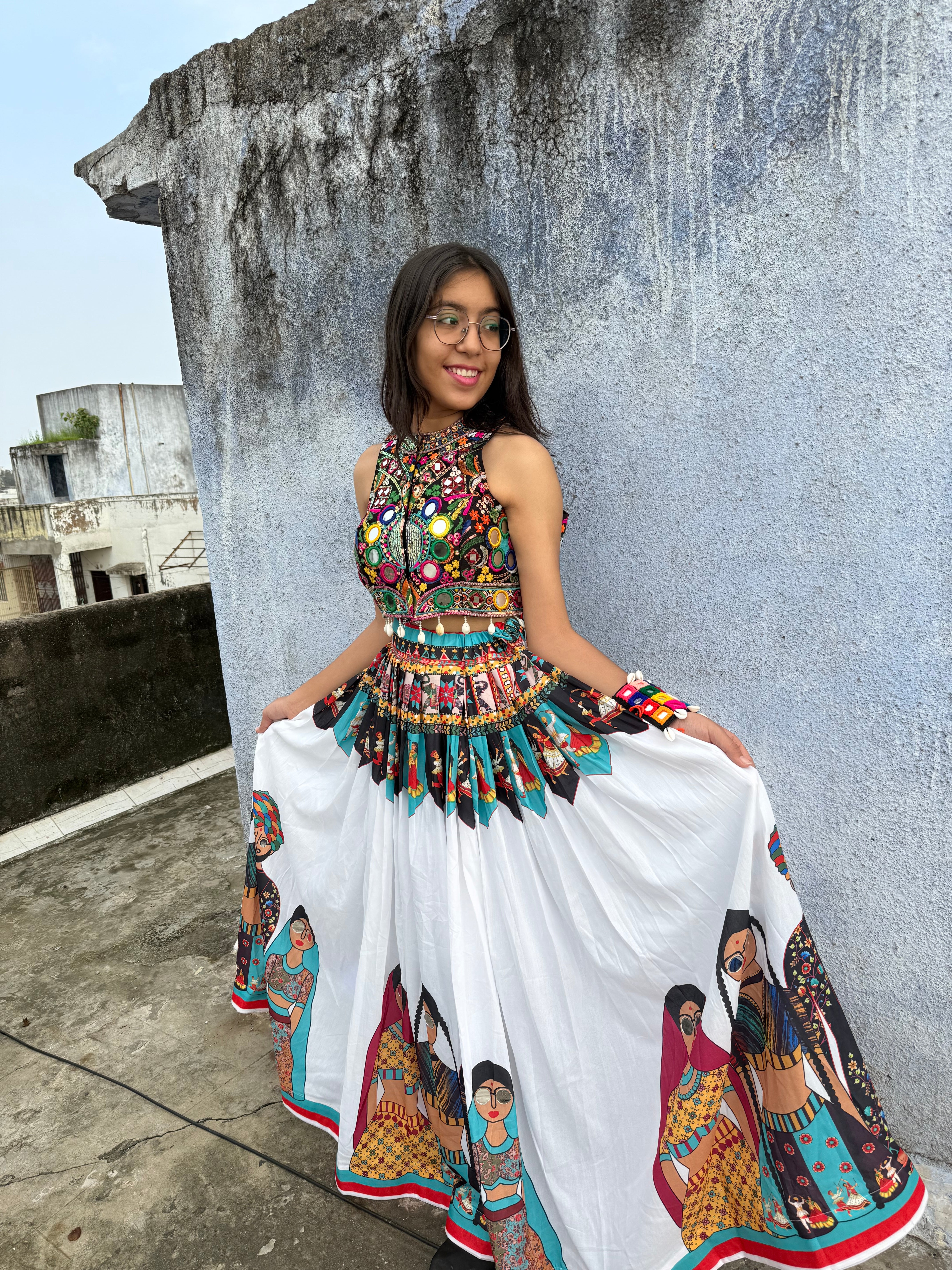 BANNA-BANNI CHANIYA AND CHOLI SET (WHITE)