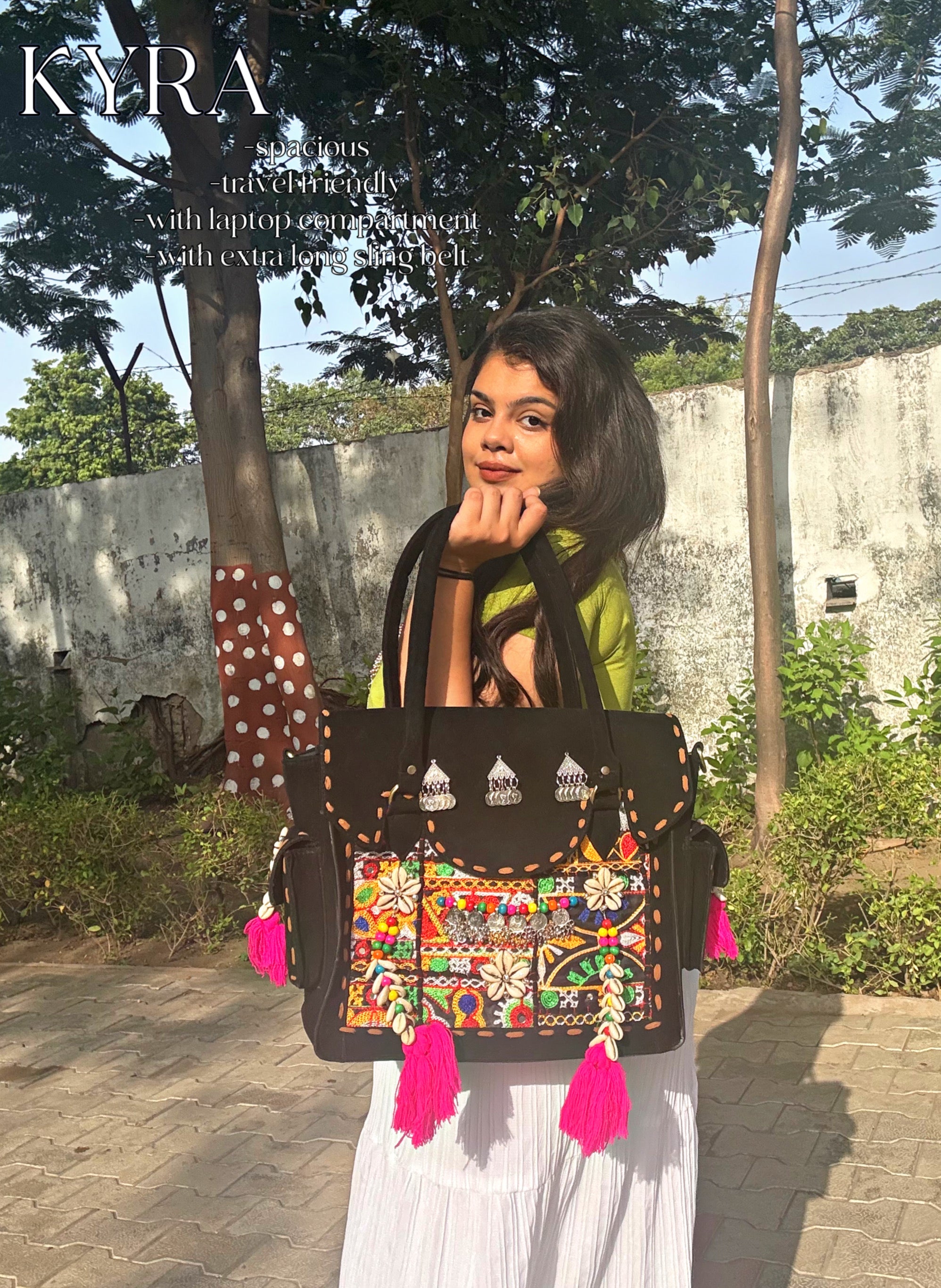 KYRA π€πΌ- GIRLBOSS BOX TOTE BAG WITH SLING