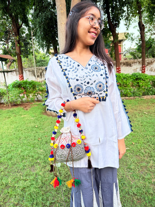 SAAIRA 🌻 - POTLI BATUA BAG