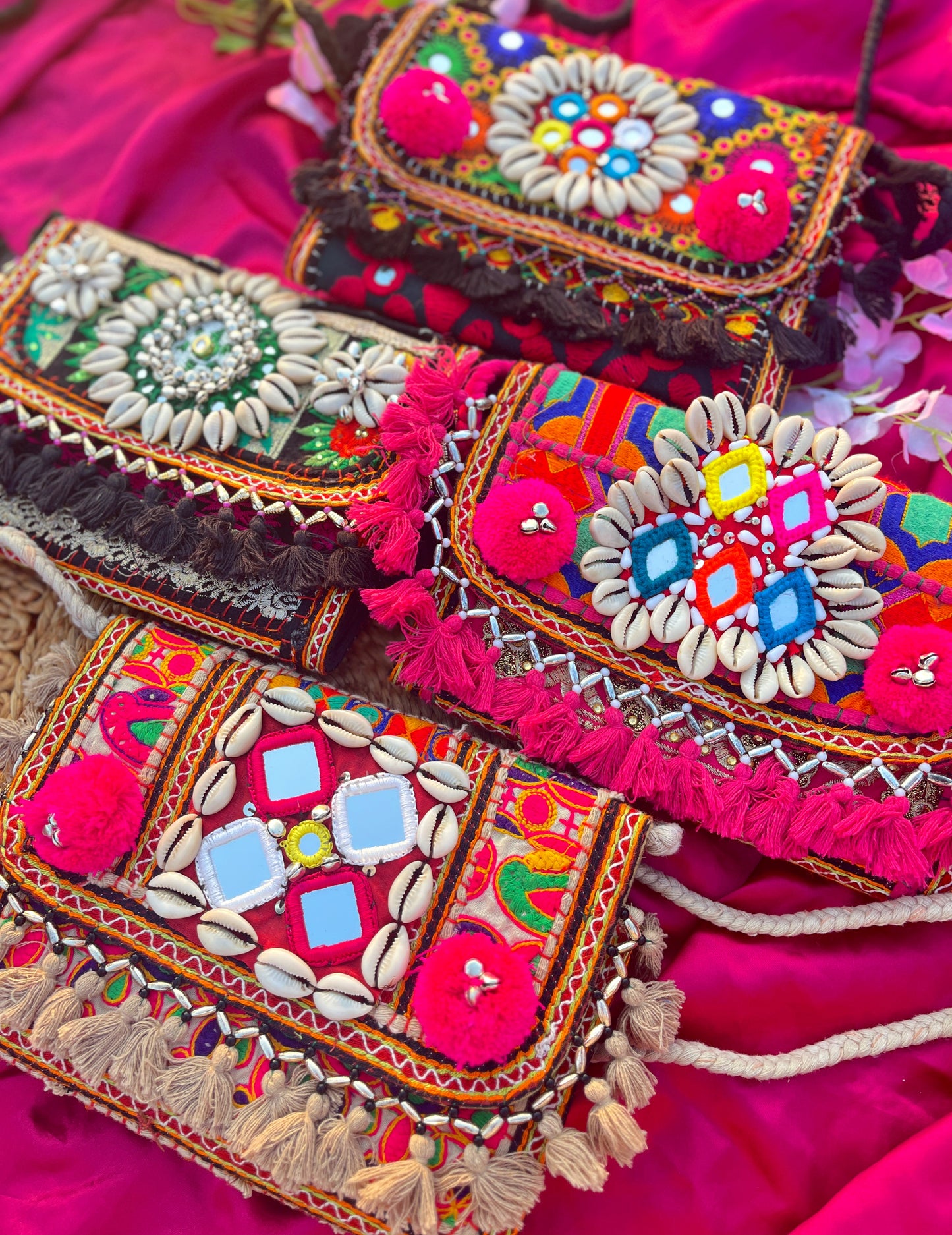 BOHO CLUTCHES ✨