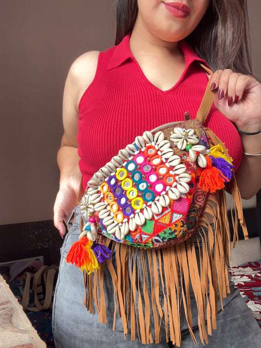 Chand Mirror work waist Bag 🌙