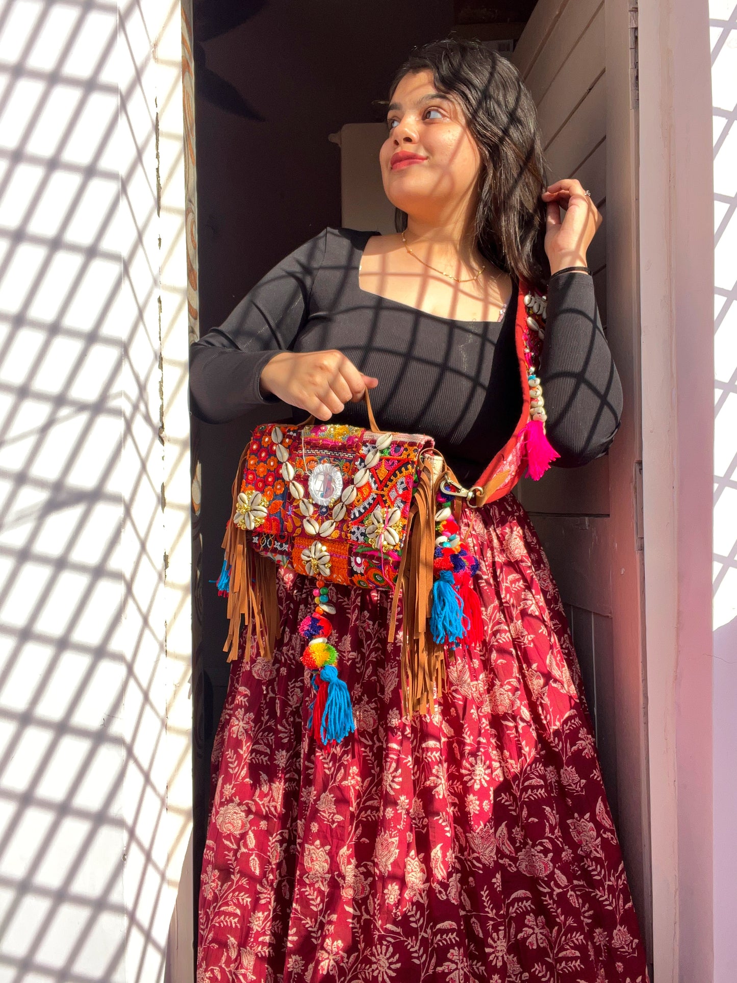 RUHI BOHO BAG with shell work belt