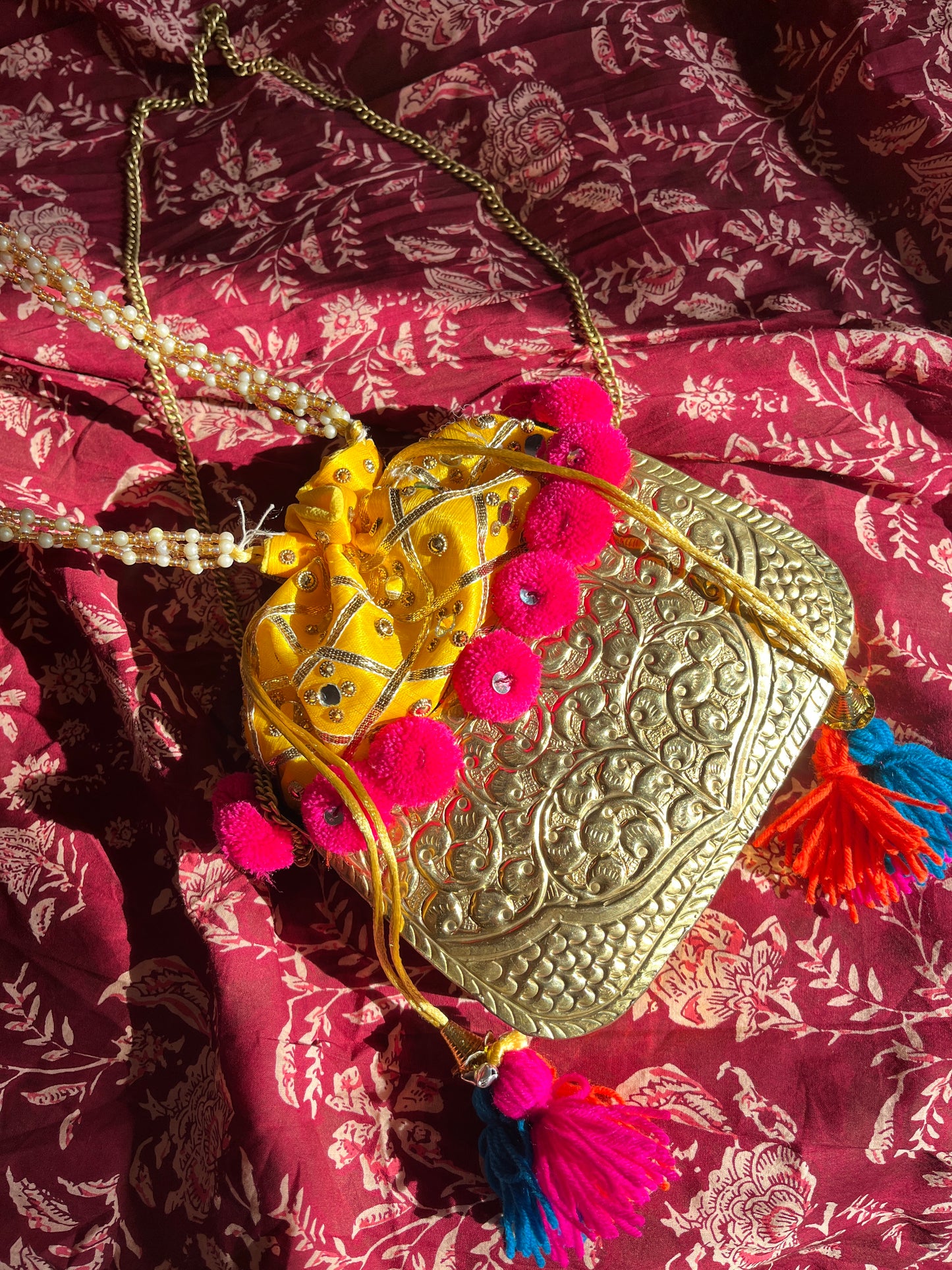 RAANI Fusion Batua ✨