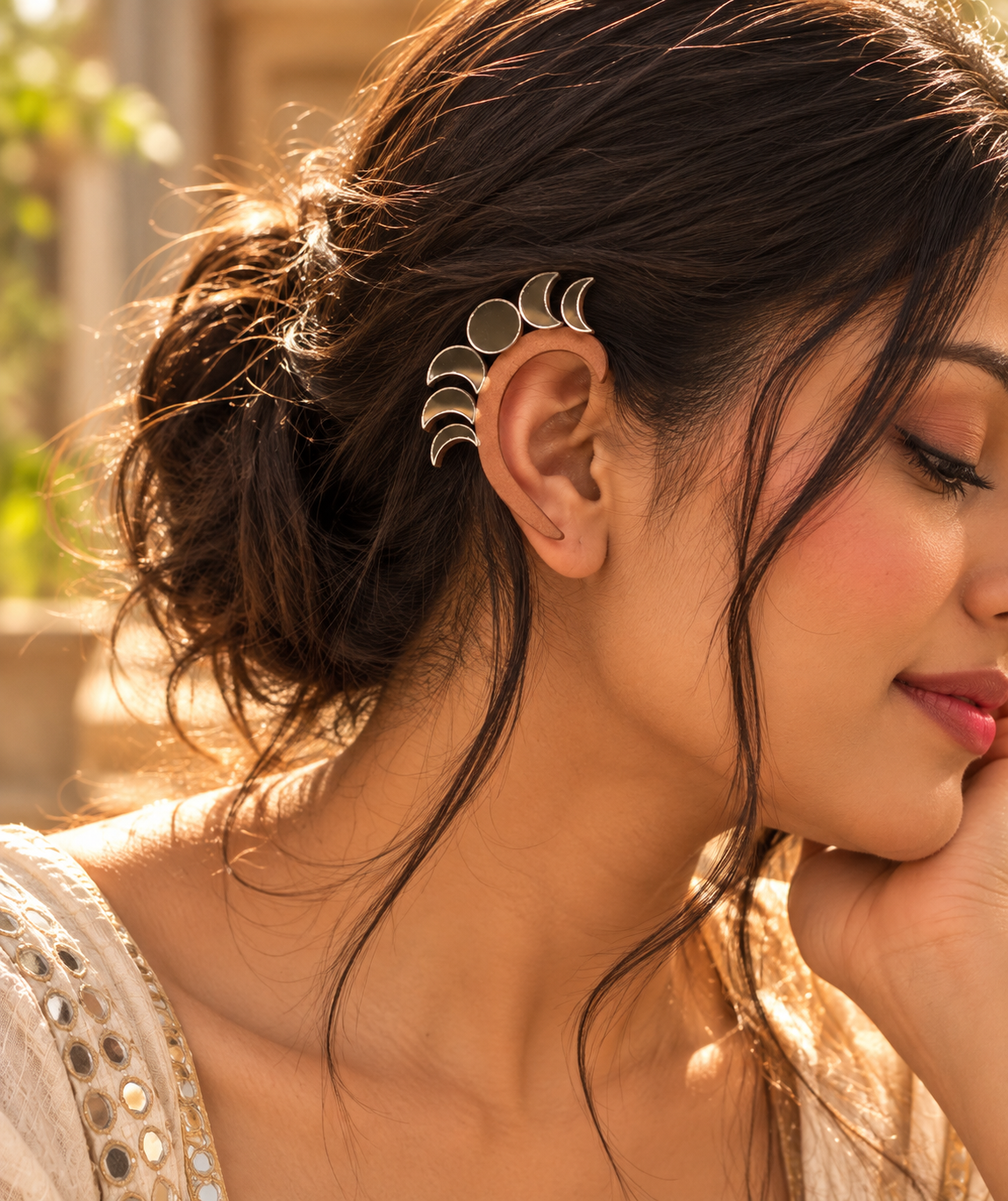 Moon earcuff