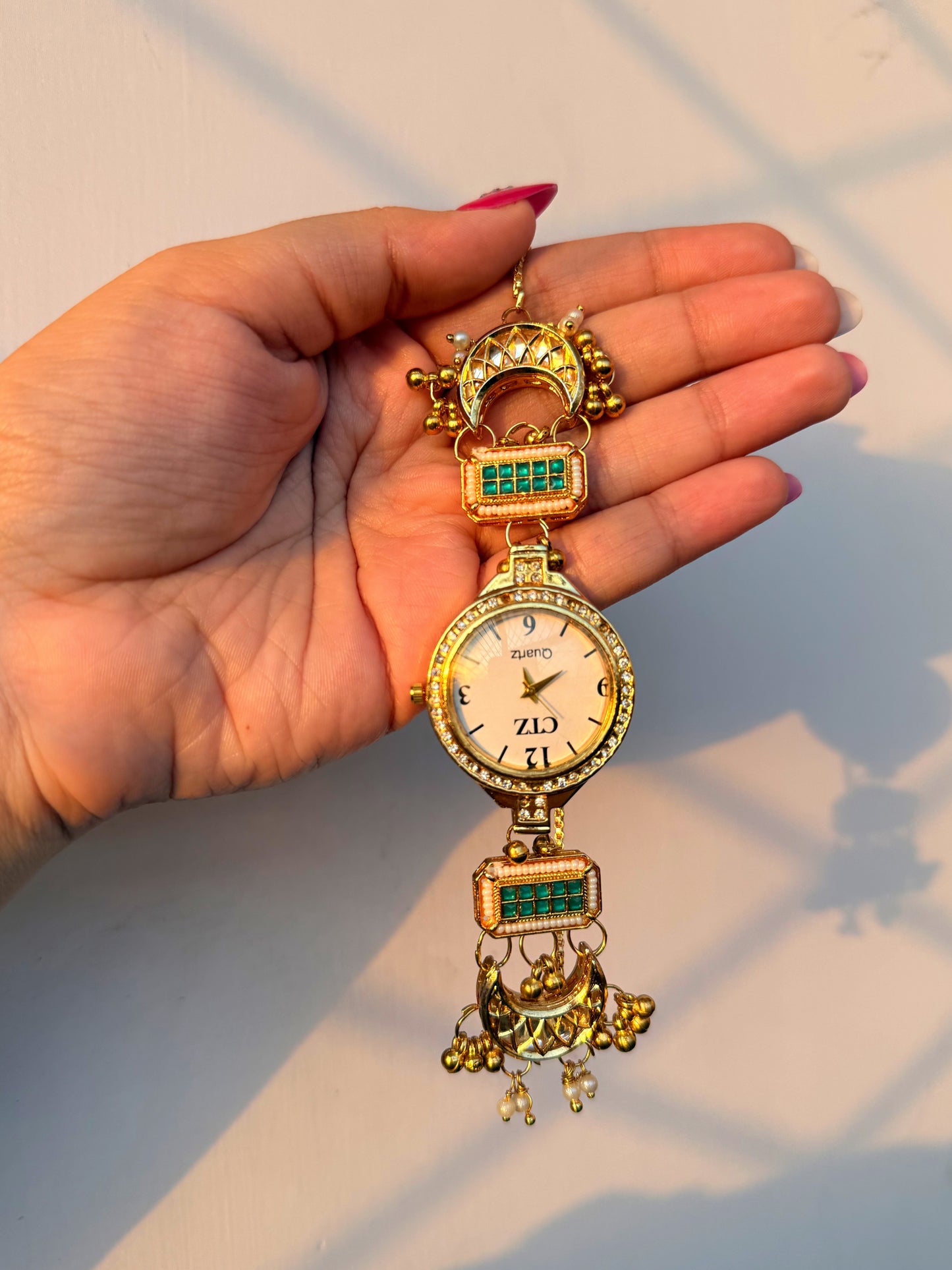 CHANDA- kundan watch