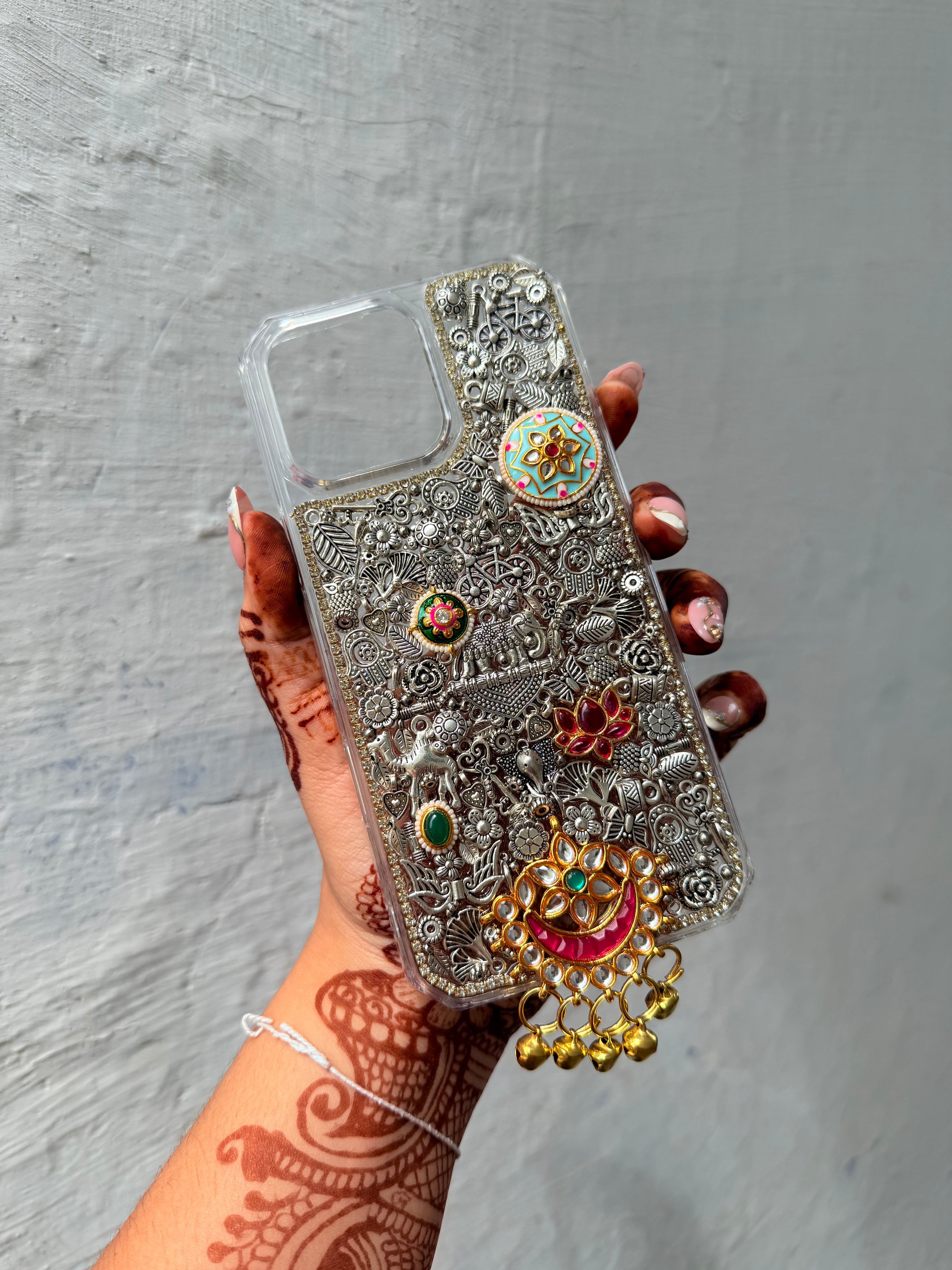 MAITRI - CHARM PHONE COVER ✨🪷