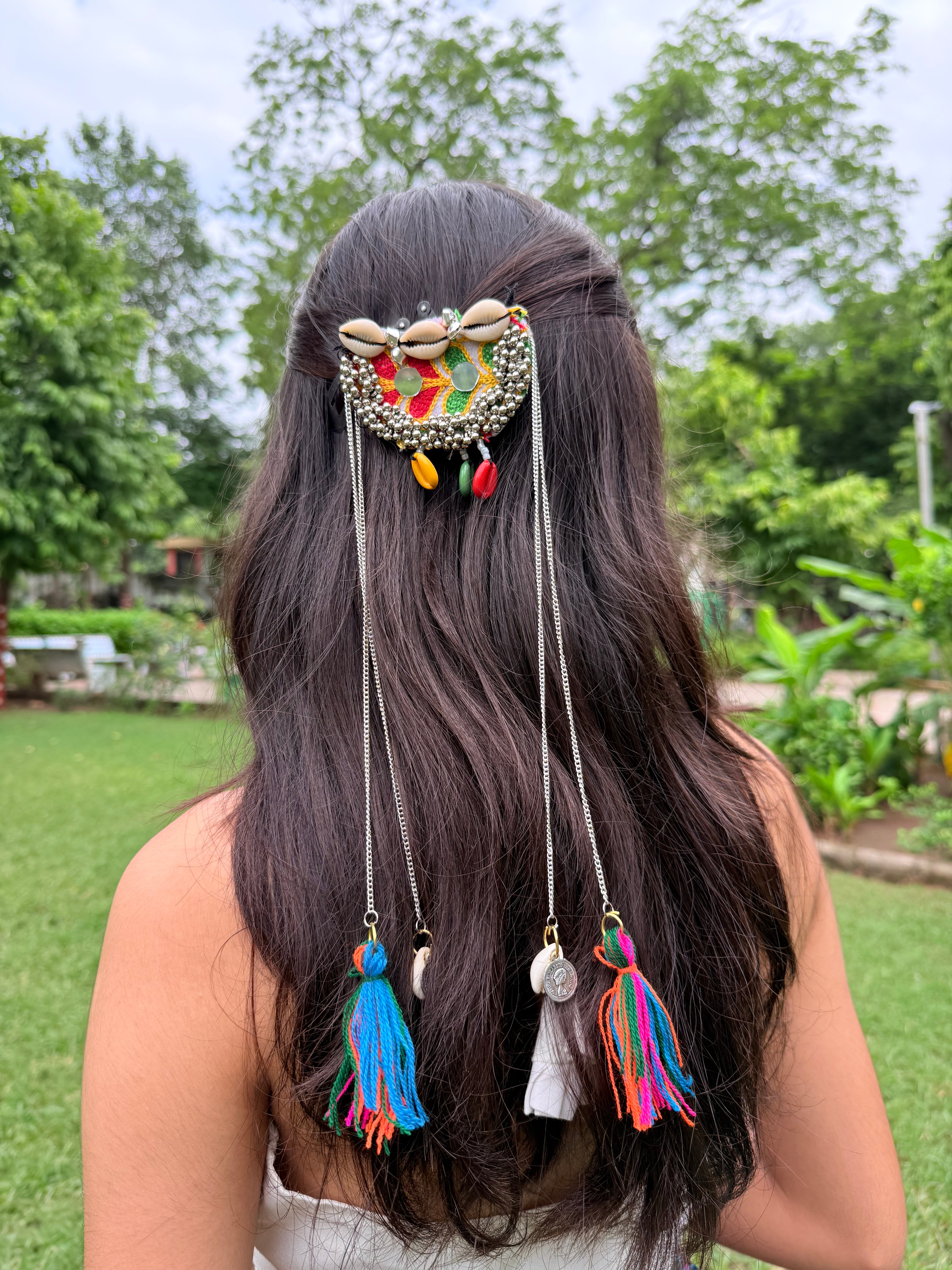 ISHANI- hair brooch ✨