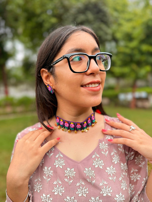 Rang ni Ramzat choker and earrings