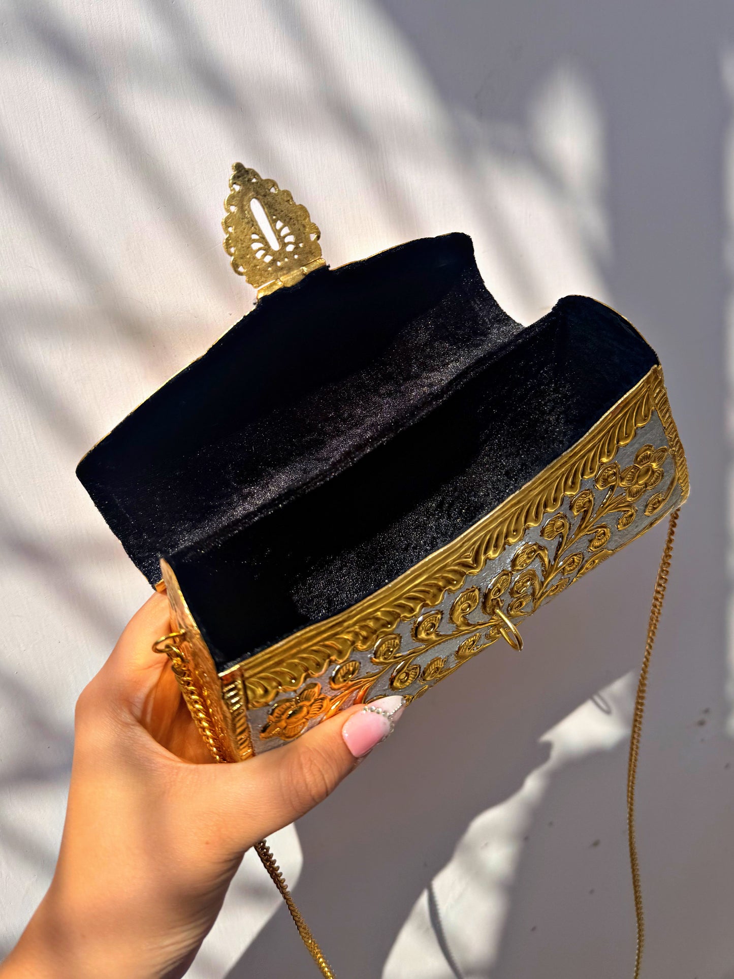 VAANI - traditional clutch ✨