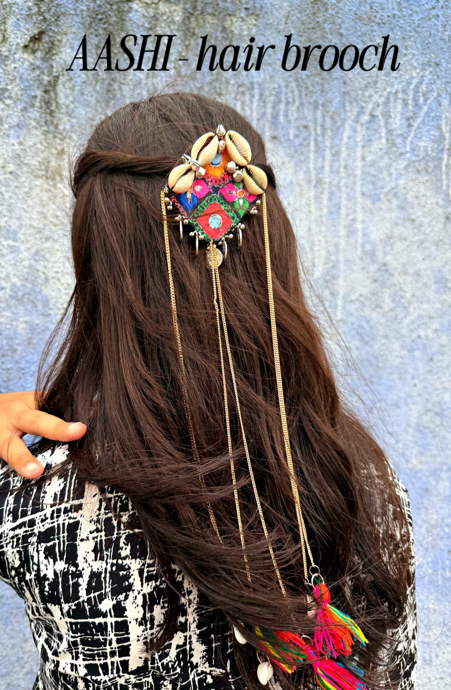 AASHI- hair brooch ✨