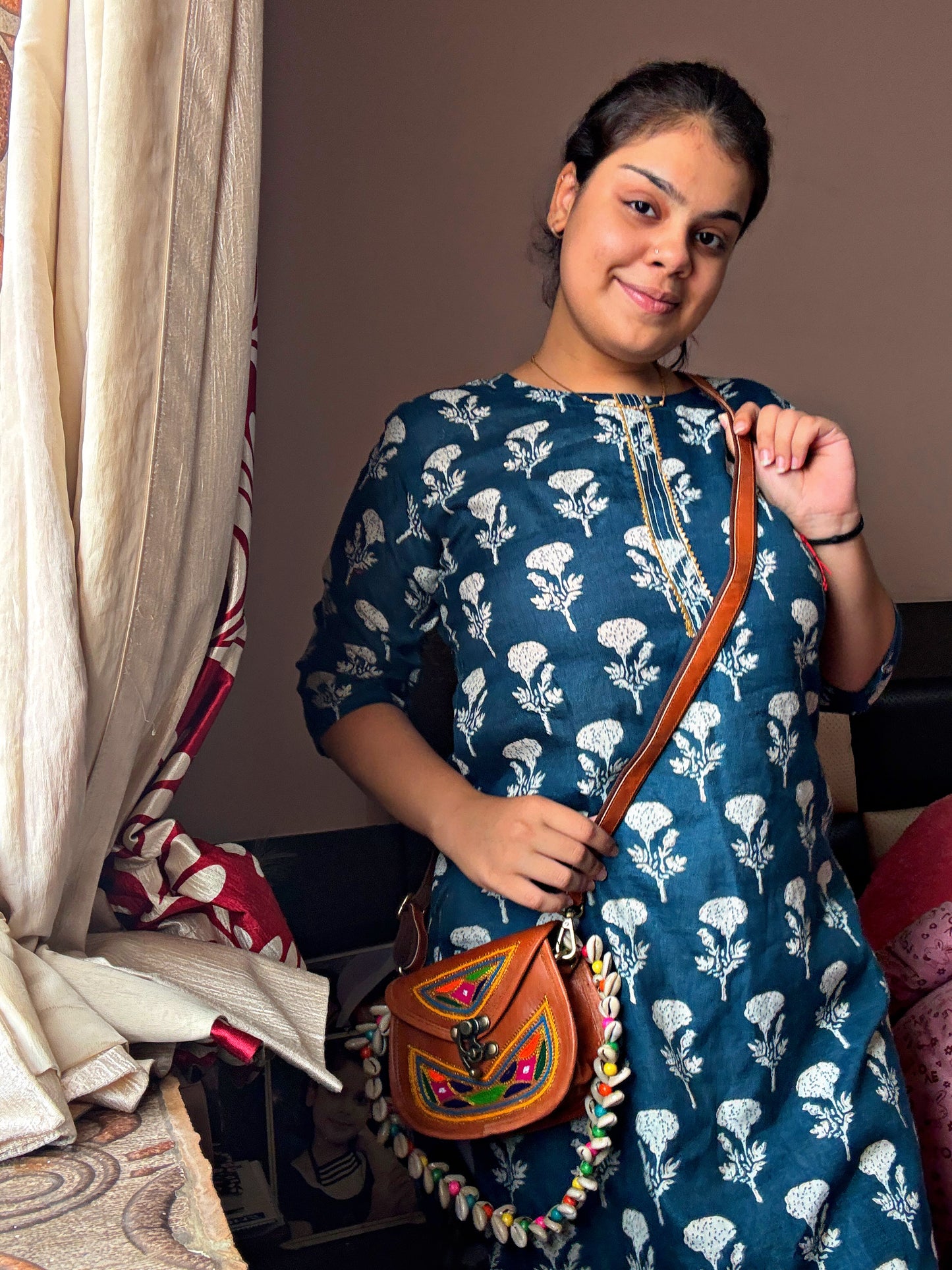 KIARA BATUA - WITH BELT