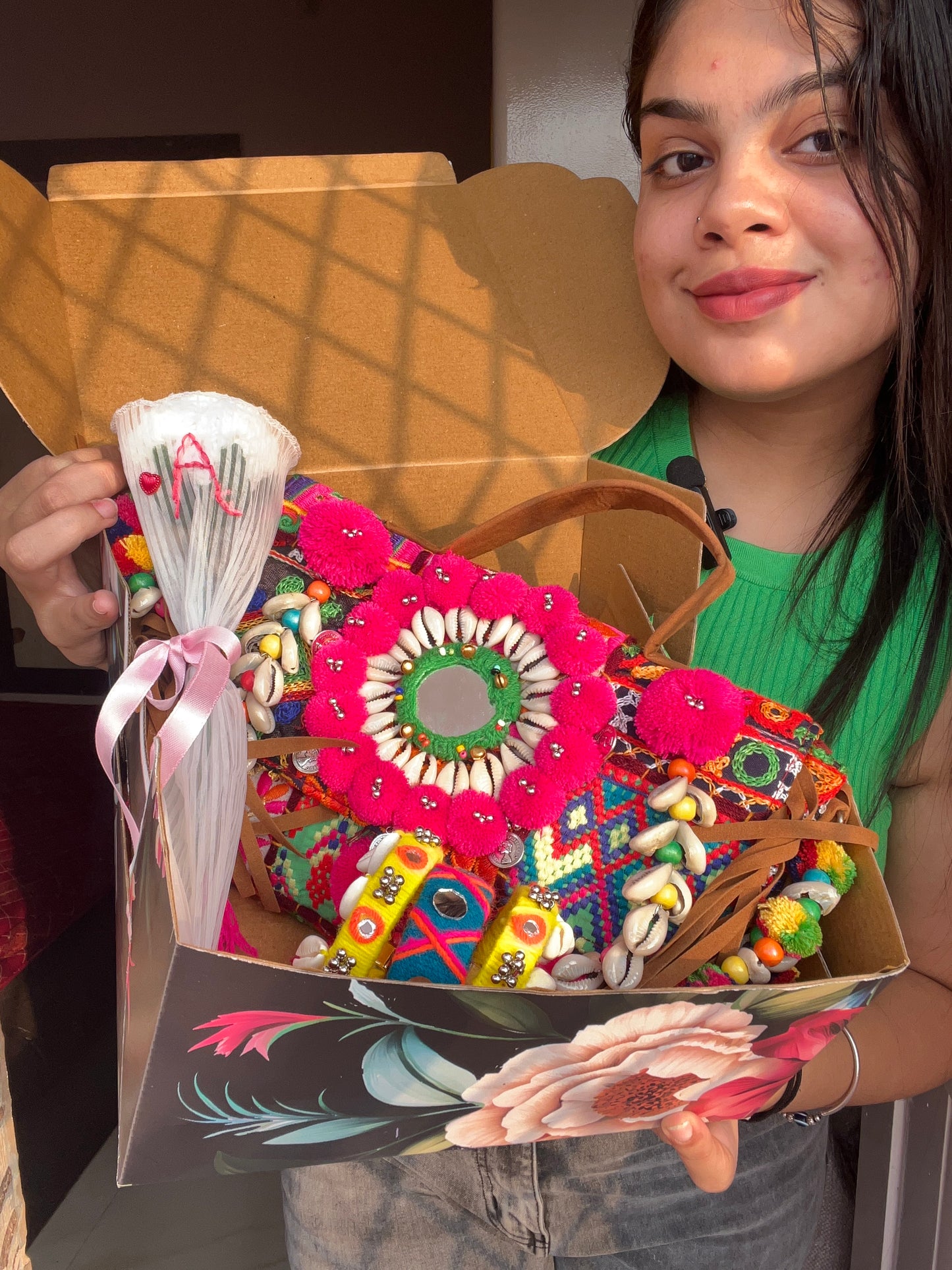 MYRA GIFT HAMPER 🌷