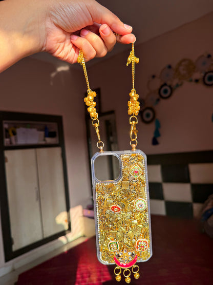 SWEENI - Golden Phone Cover with Chain handle