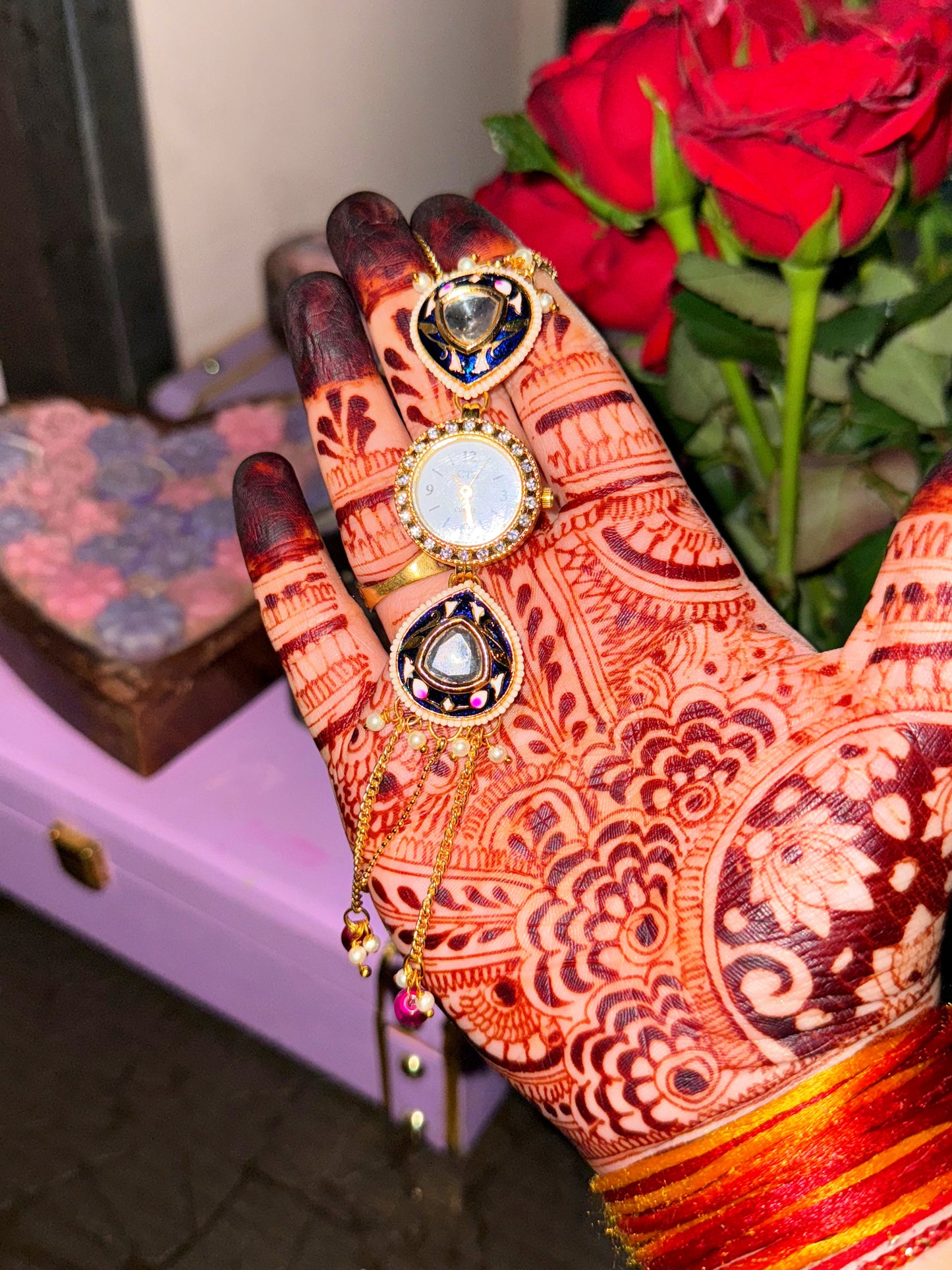 Anshika kundan watch ✨