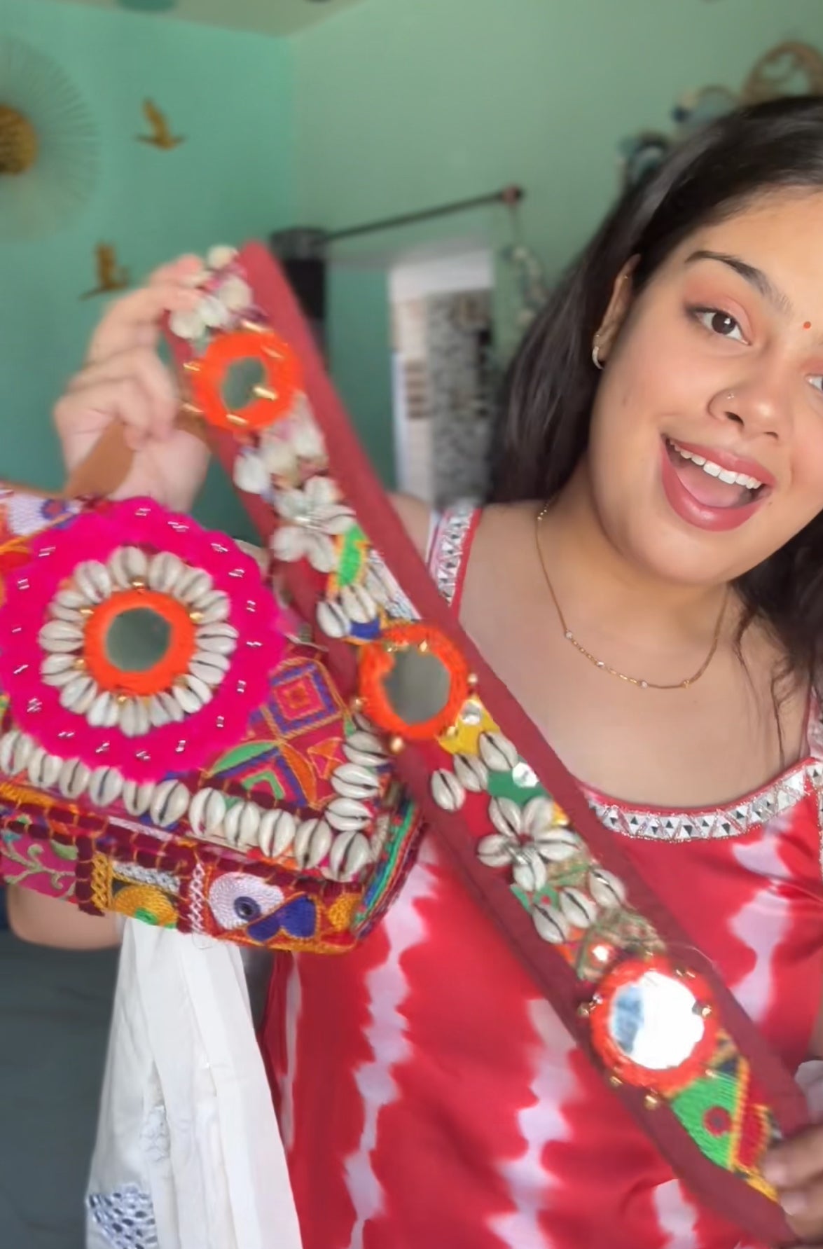 MYRA BAG WITHOUT FRINGES AND MIRROR WORK BELT ✨