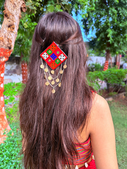 Titli hair brooch