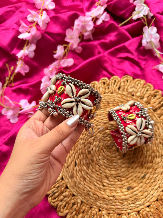 SAANIYA- Boho handcuff
