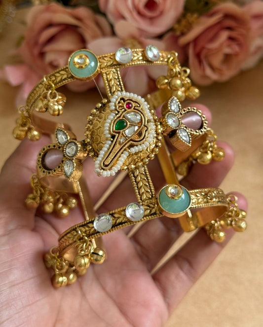 PIHU- Kashmiri bracelet (pink)