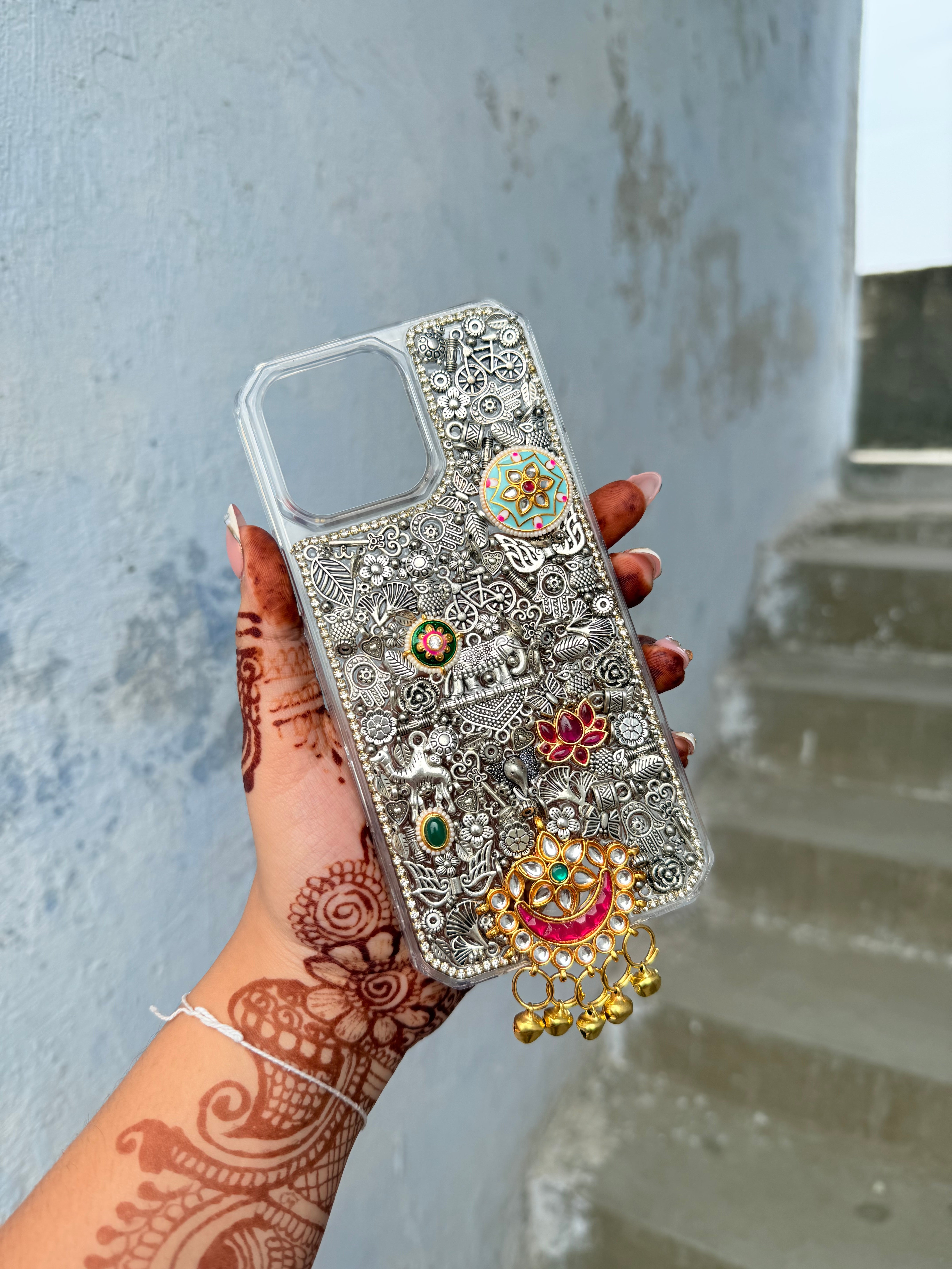 MAITRI - CHARM PHONE COVER ✨🪷