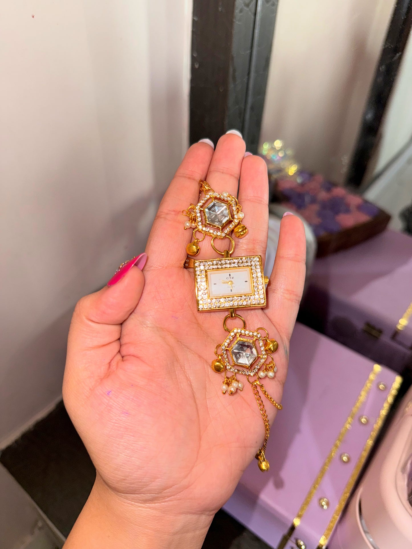 VANYA- kundan watch ✨