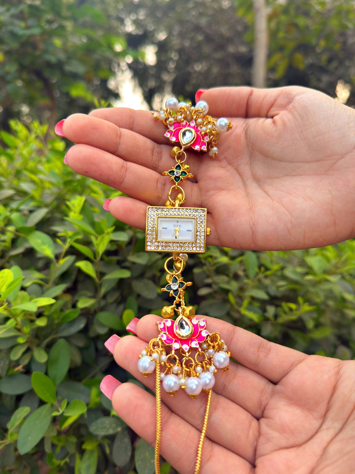 SIYA- lotus kundan watch 🪷