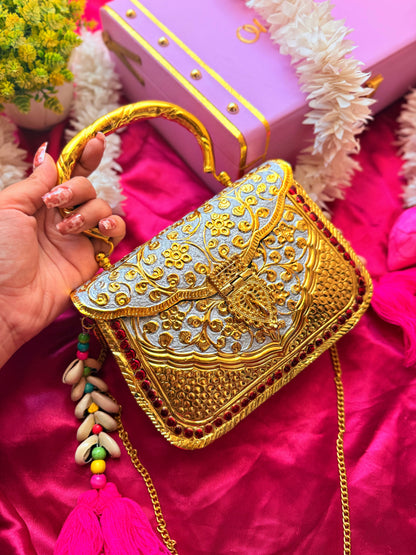 REVAZAT - Festive Clutch with Real Shell tassel ✨