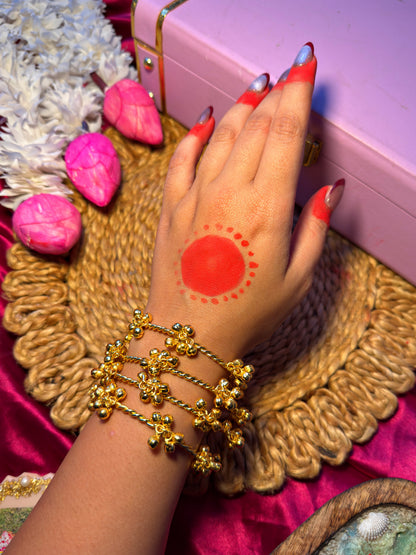 NAZAKAT GHUNGHROO BANGLES (set of 4)