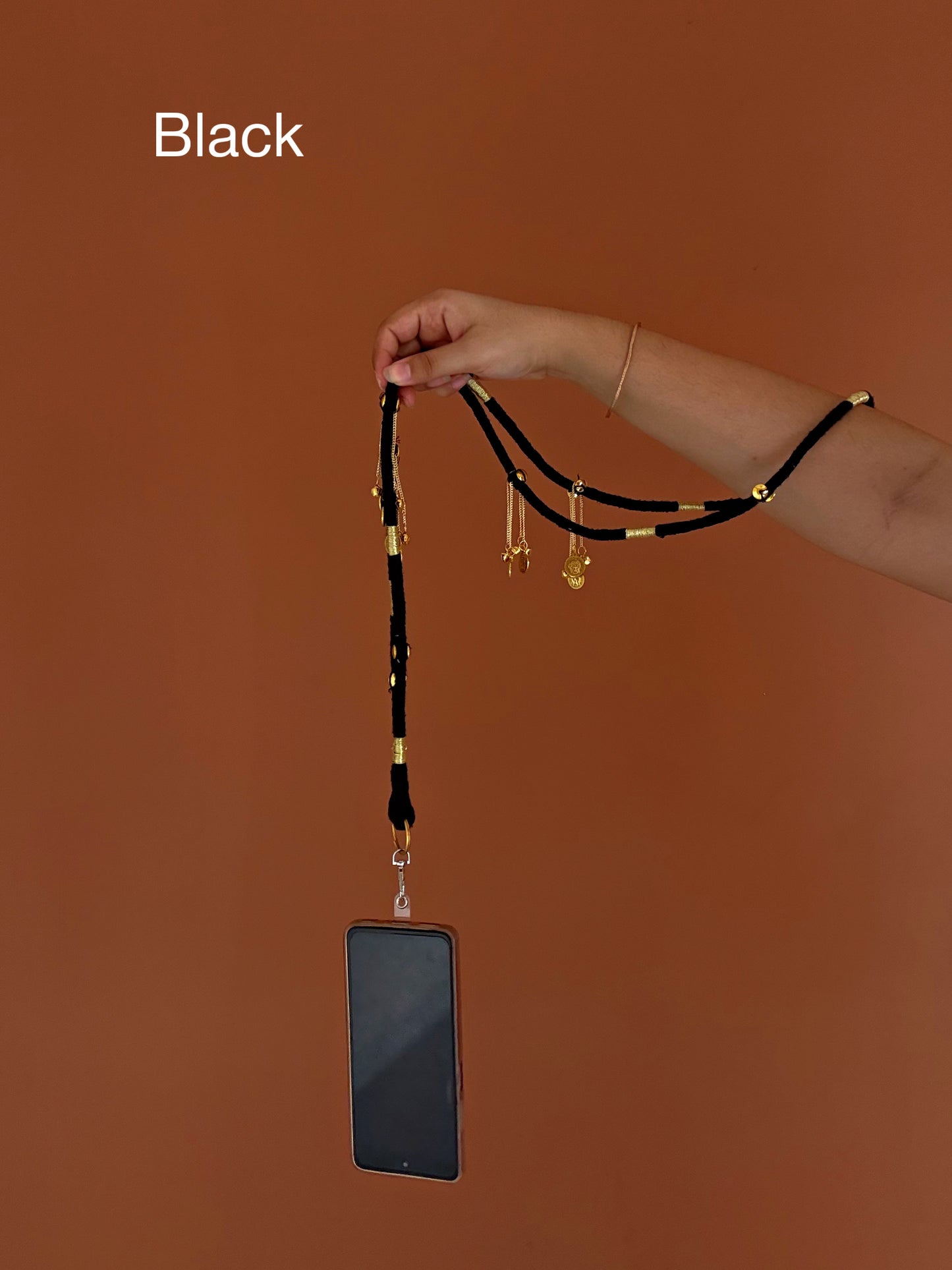 Gulrani- Phone sling with lanyard
