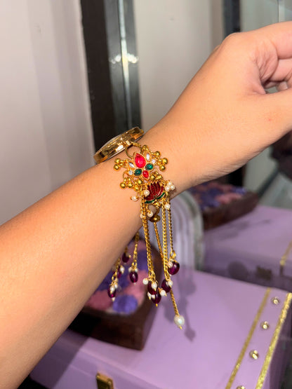 VAIDEHI LUXURY PACHI KUNDAN WATCH (Adjustable size)