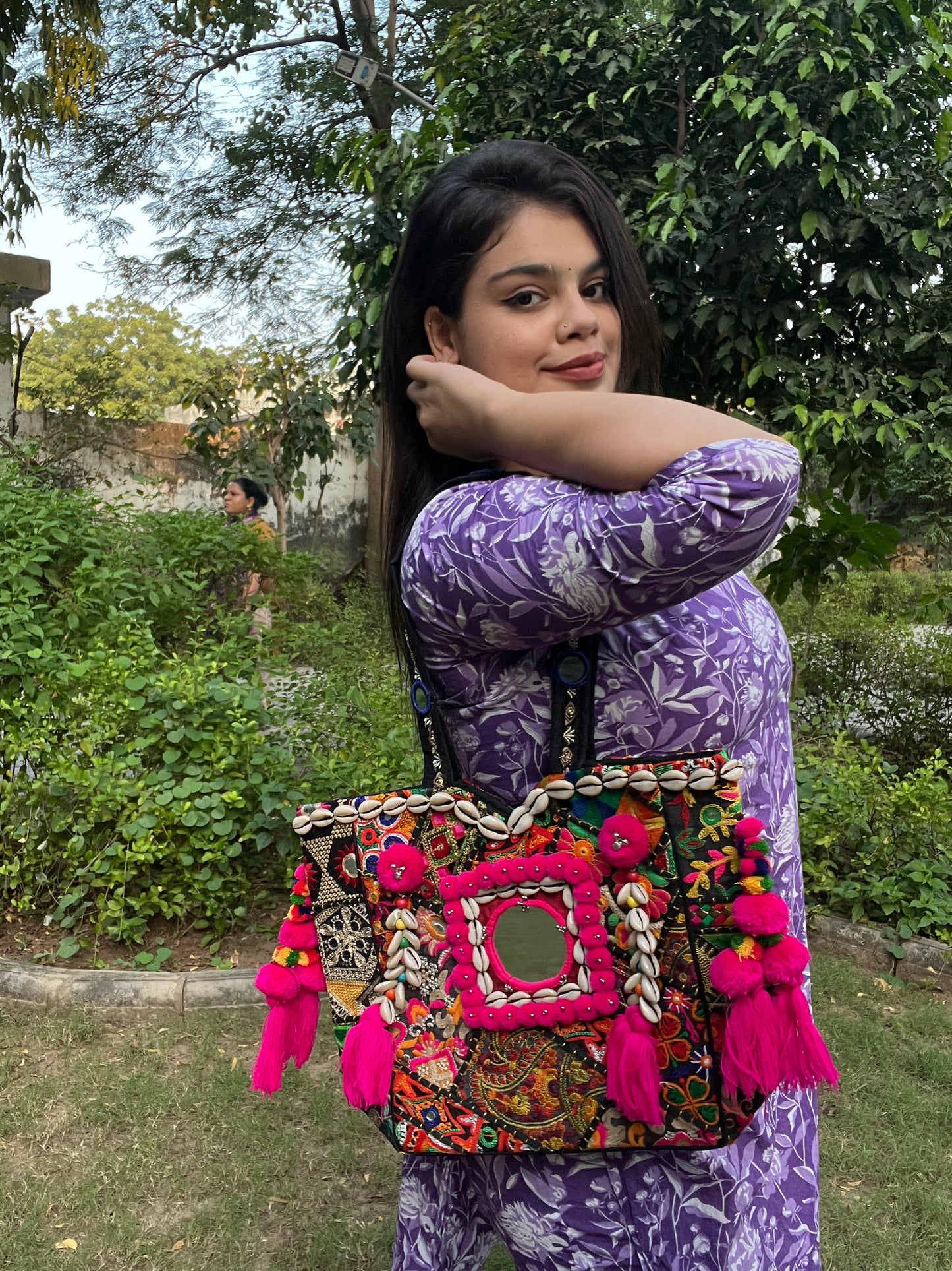 Myra Tote bag