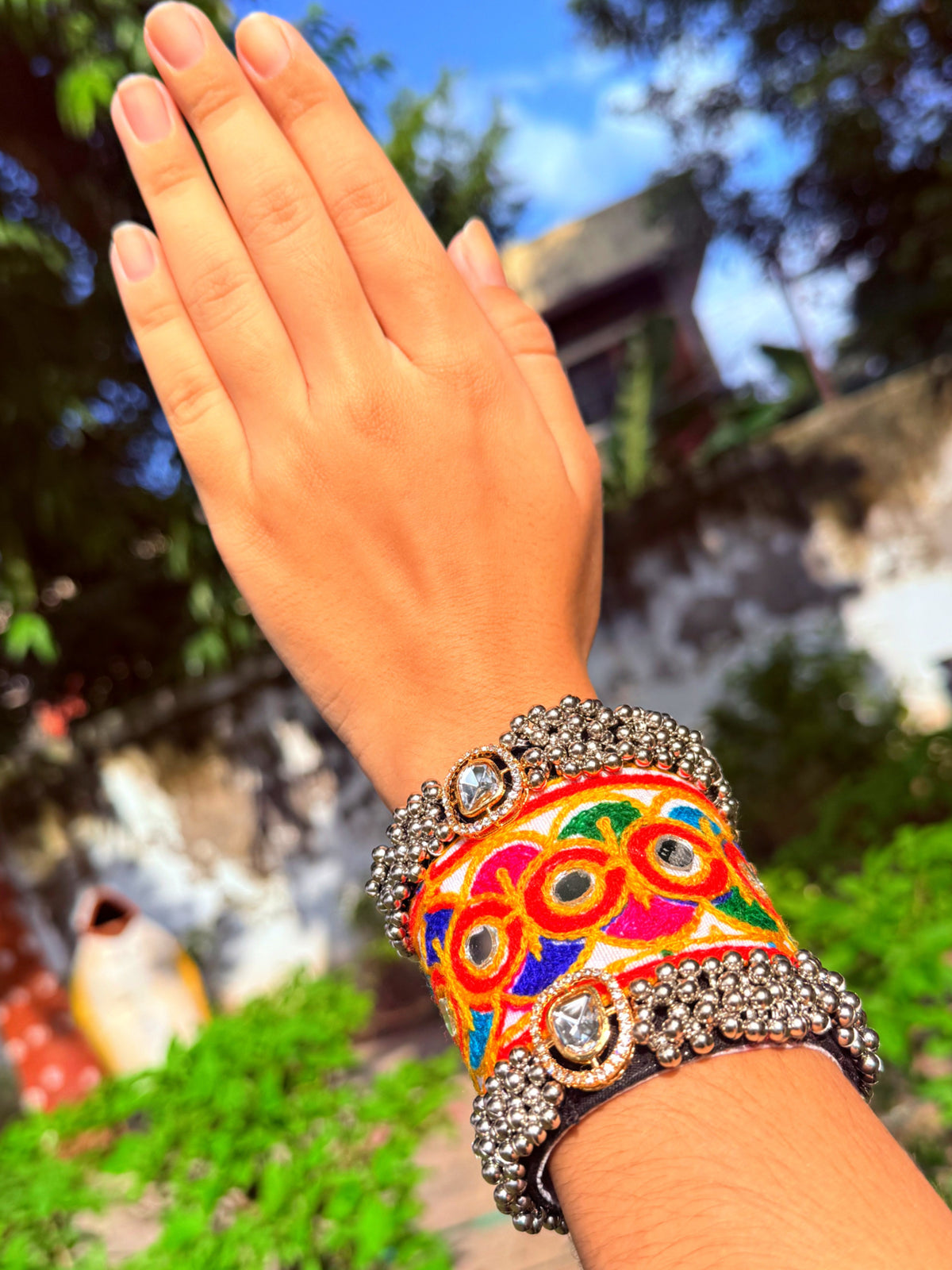 DURGA HANDCUFF