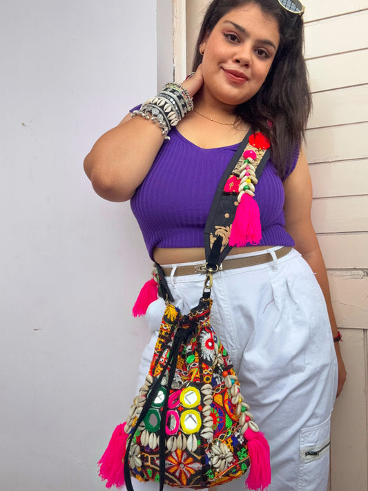 MEHREEN- Black Potli Bag 🖤