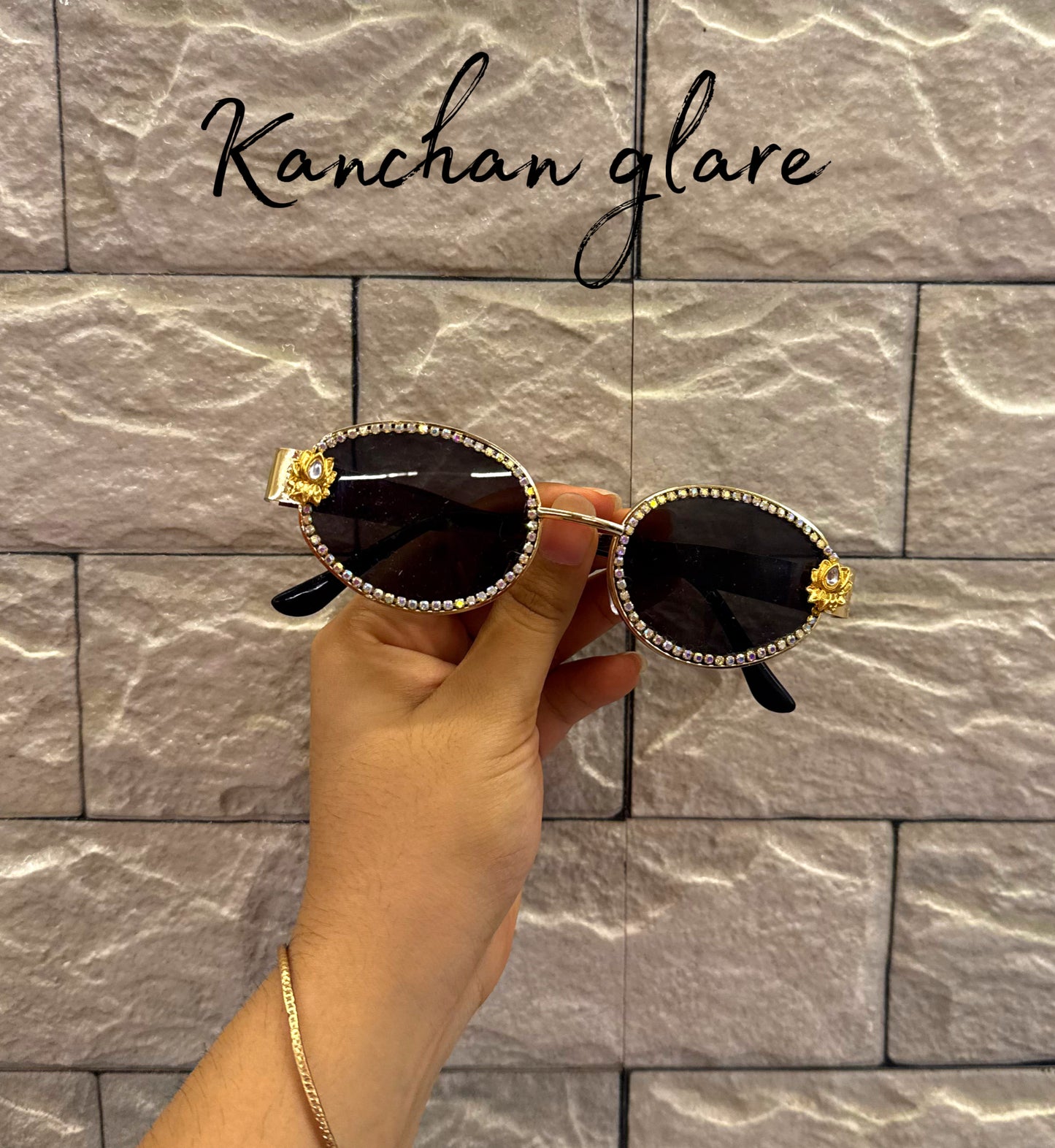 Kanchan glare