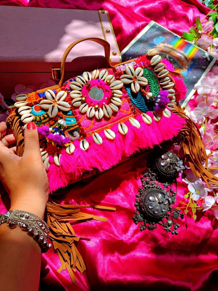 SHELL&TASSEL DESIGNER BOHO BAG