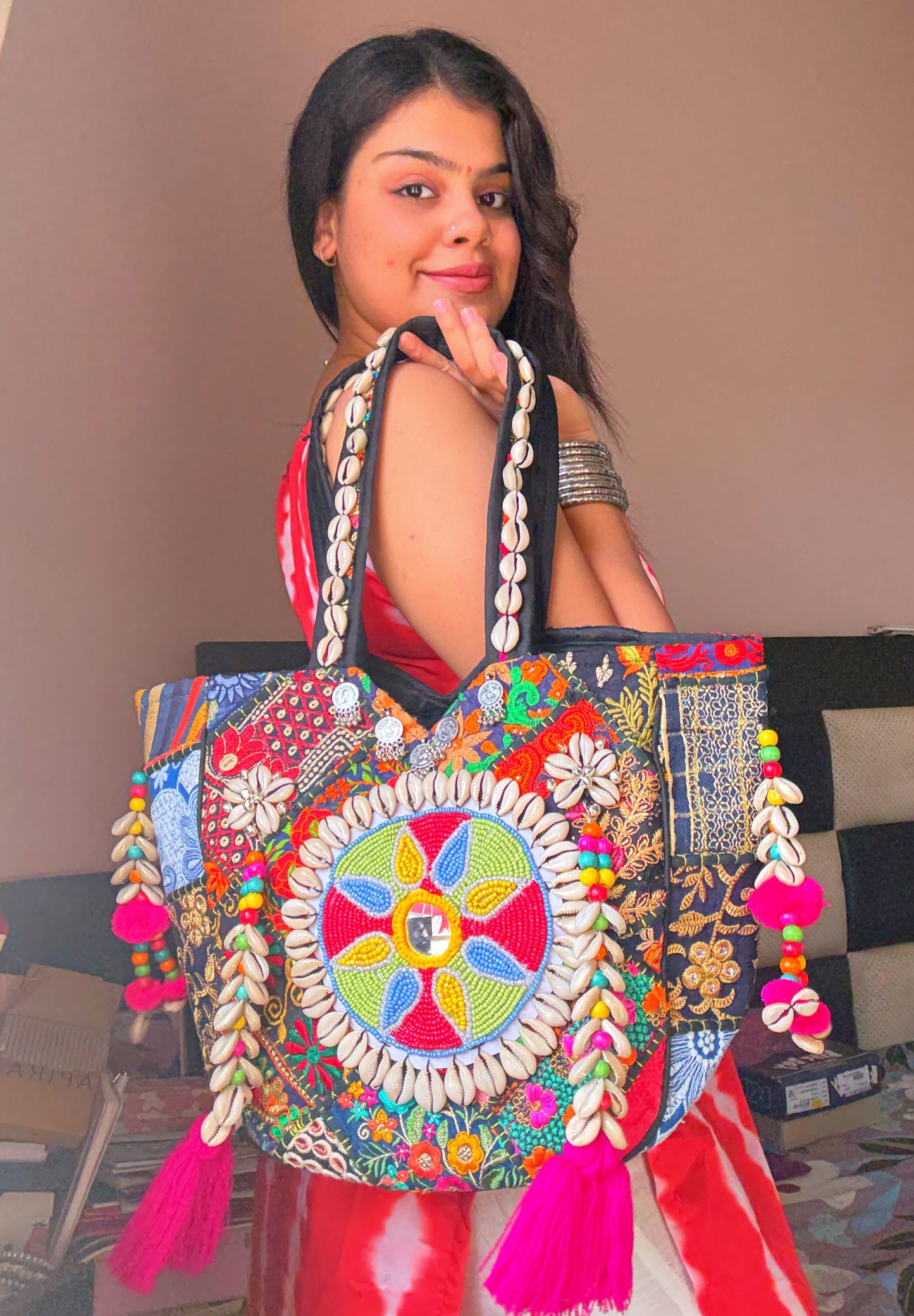 GUL - BEADED GYPSY TOTE BAG 🌸