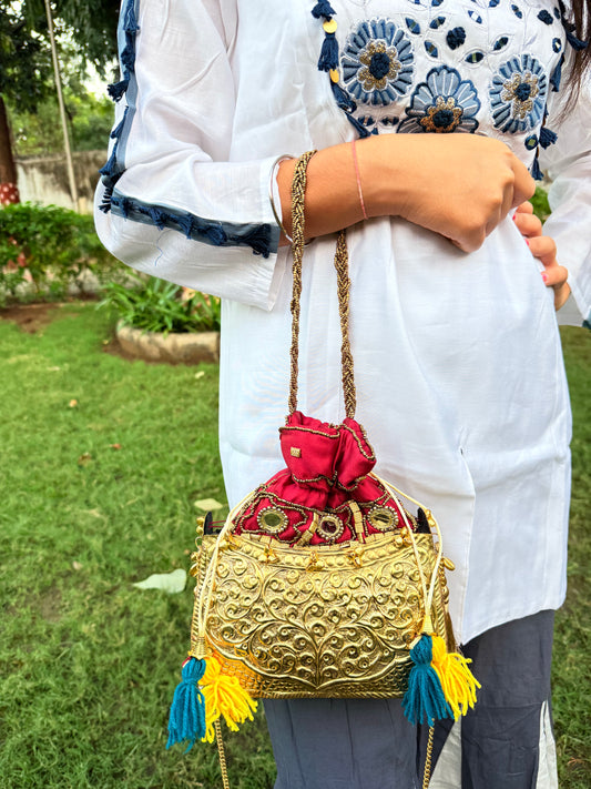 RAINA ❤️🌙- POTLI BATUA BAG