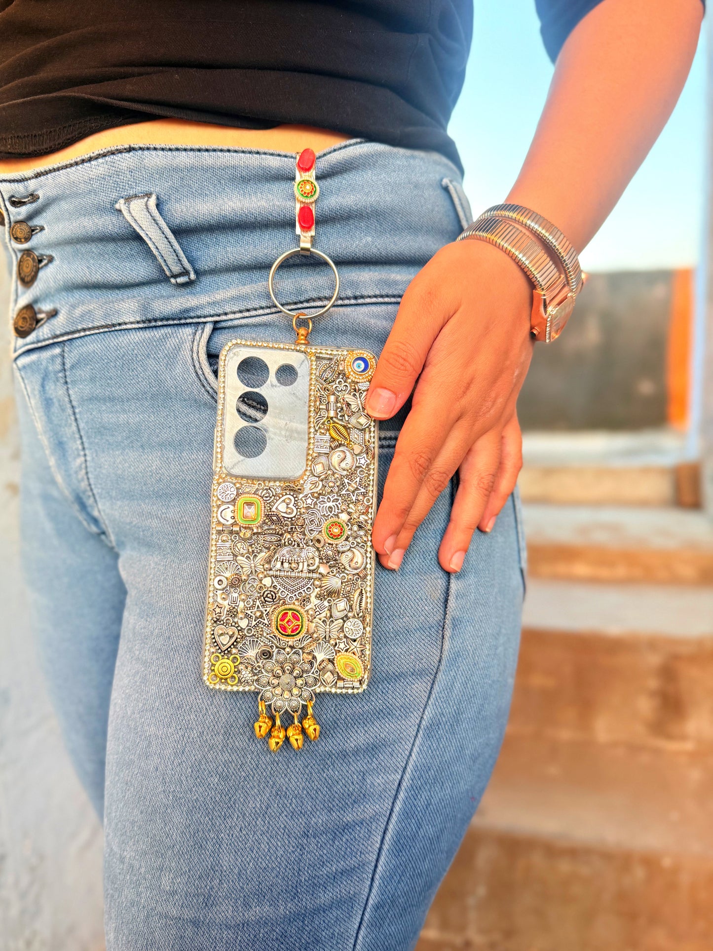 Suhani Phone cover with waist clip