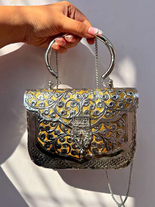 Nimisha - traditional clutch ✨