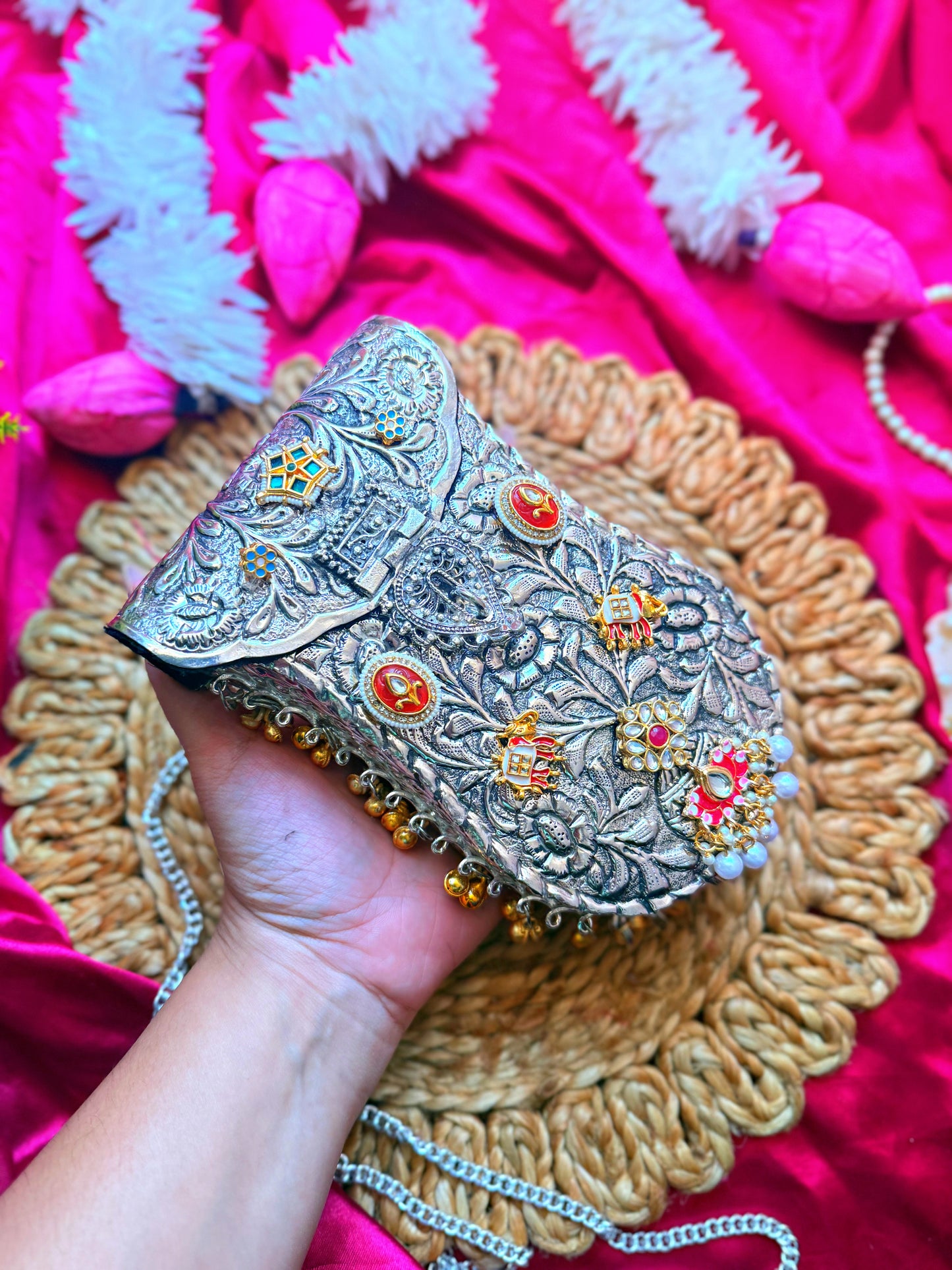GULZAAR PHONE SLING ❤️