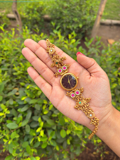 Meera - Heritage Watch ✨