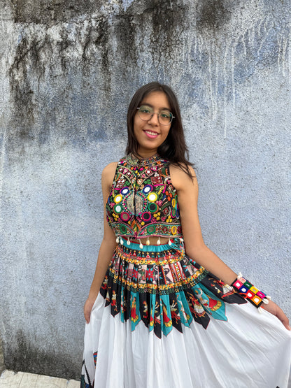 “BANNA-BANNI”- Chaniya and Choli set ♥️