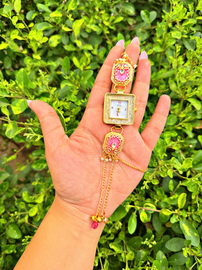 Siddhi kundan watch