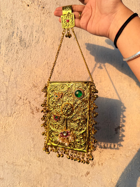 SONA ⚜️❤️PHONE SLING ( WITH LONG CHAIN DETACHABLE)