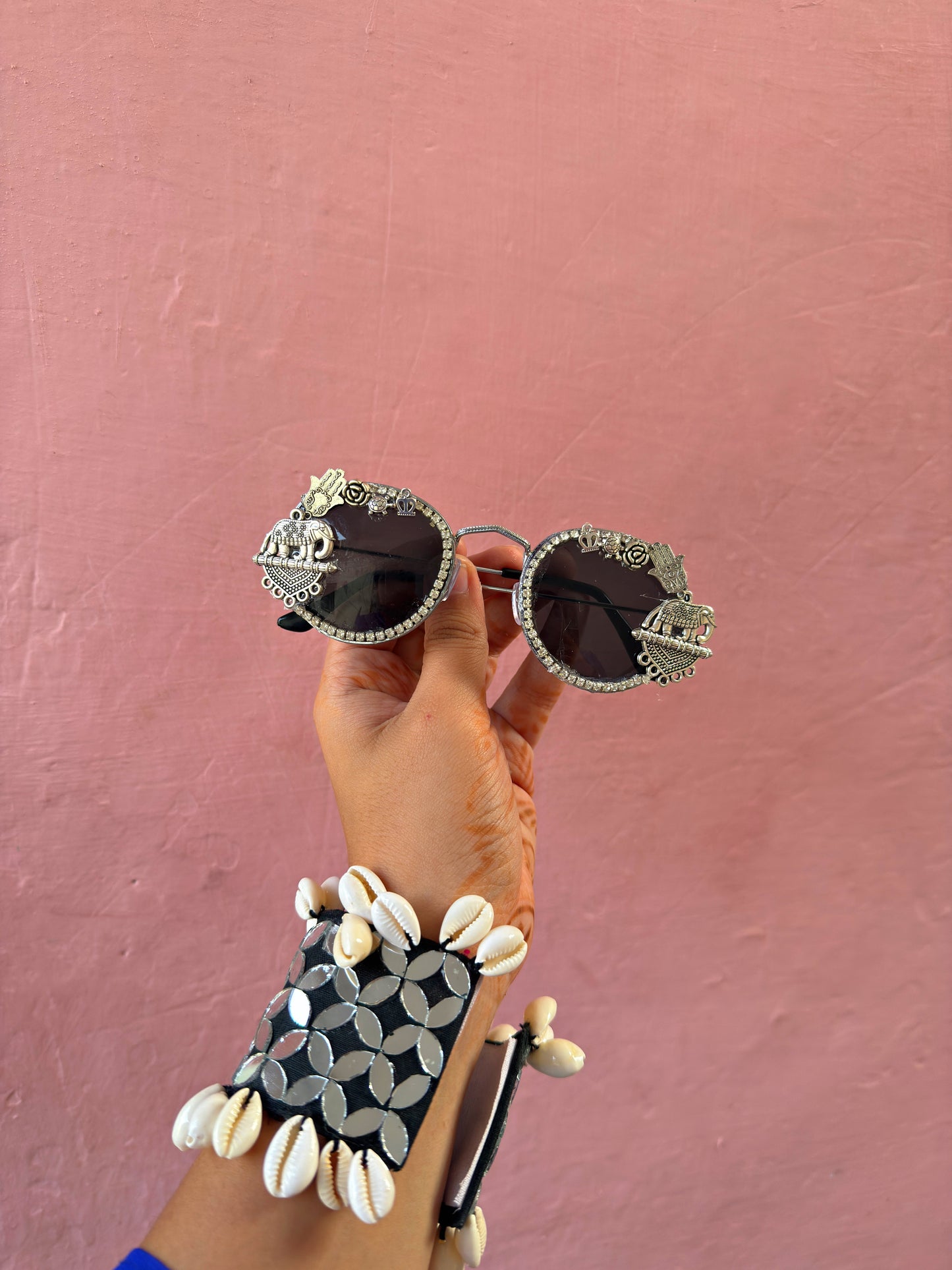 GARBA GLARES 🪬❤️🕶️