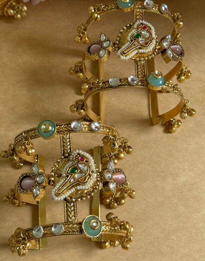 PIHU- Kashmiri bracelet (pink)