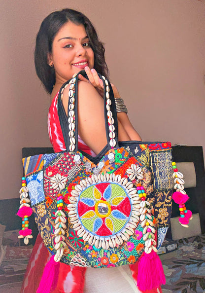 GUL - BEADED GYPSY TOTE BAG 🌸