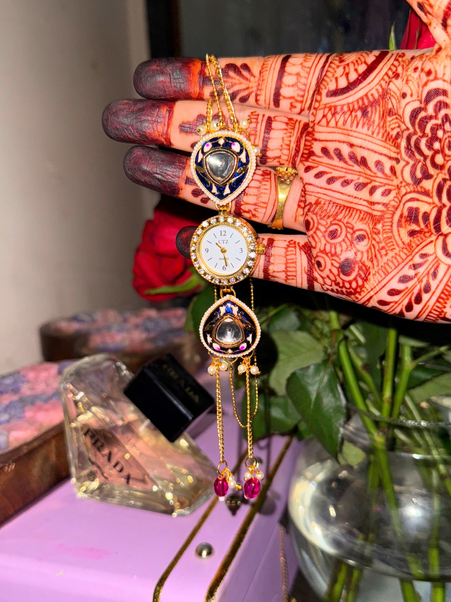 Anshika kundan watch ✨