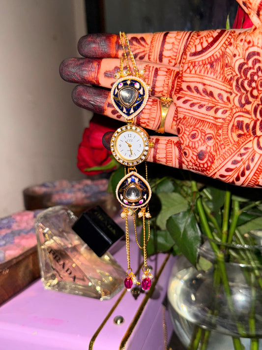 Anshika kundan watch ✨