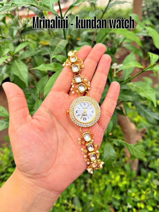 Mrinalini - Kundan watch ✨